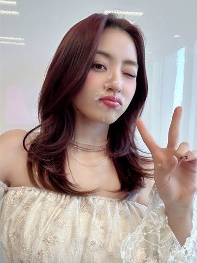 Jihyo - cum on face