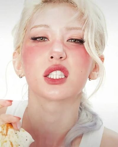 Somi - bukkake