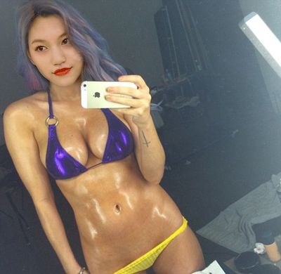 Doyeon - sexy selfie