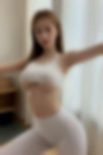 Sieun - nude