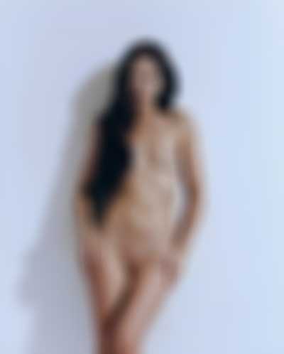 Julie - nude