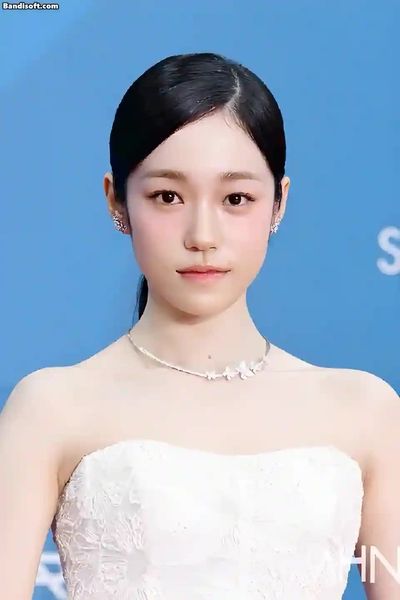 Roh Yoon-Seo - cum on face