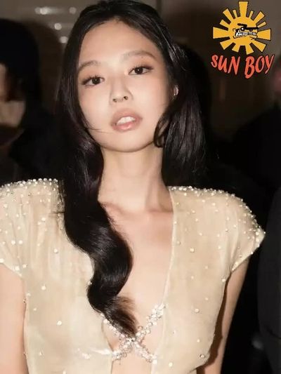 Jennie - cum on face