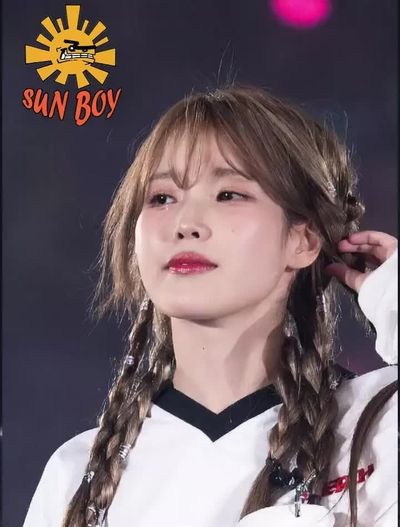 IU - cum on face