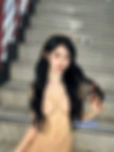 Sieun - nude