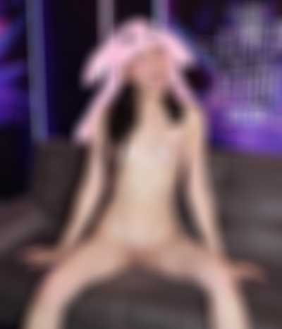 Chanty - nude