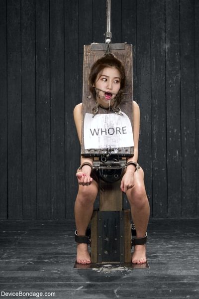 Eunbi - bdsm
