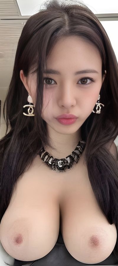 Yuna - shows tits